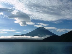 富士山の吊るし雲